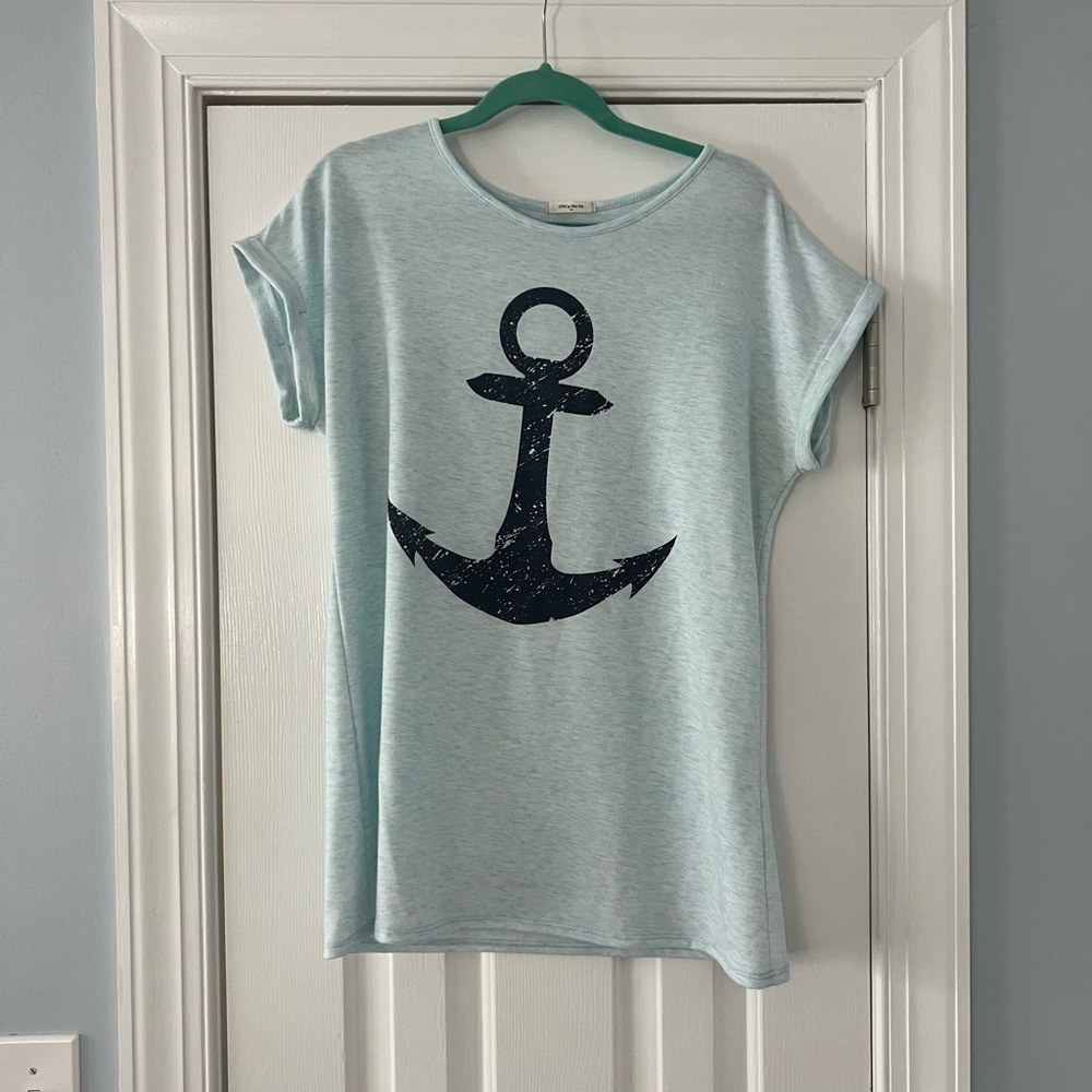 R shirt/beach coverup